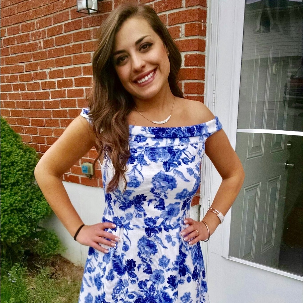 Meet your Posher, Cassie